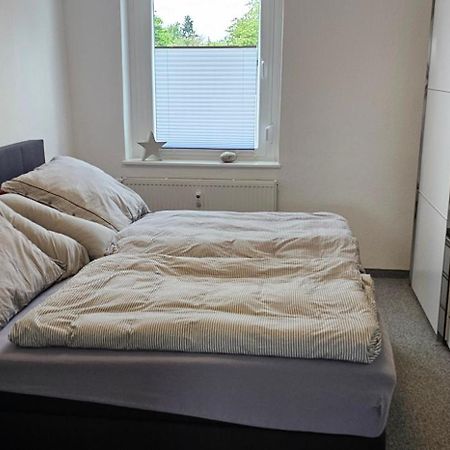 Private Ferienwohnung Seestadt Grossraeschen Exterior foto
